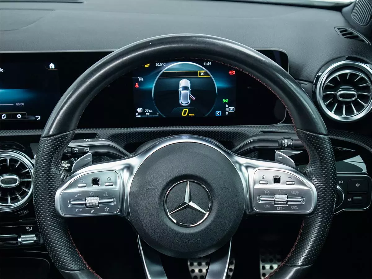 Vehicle Image for 10/17for Mercedes-Benz A-Class A200 Hatch AMG Line
