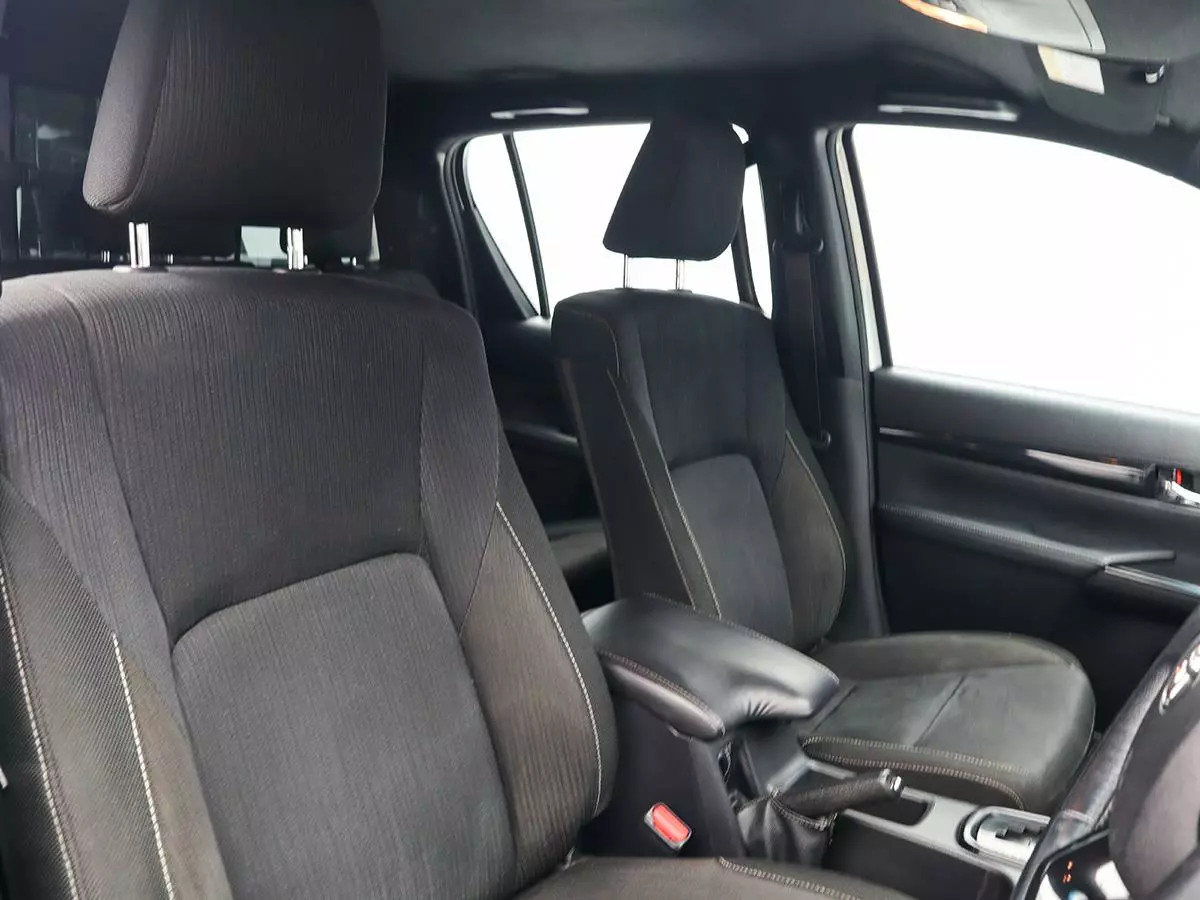 Vehicle Image for 17/17for Toyota Hilux 2.8GD-6 Double Cab 4x4 Raider Auto
